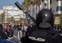 Ni un paso atrás en la lucha del metal